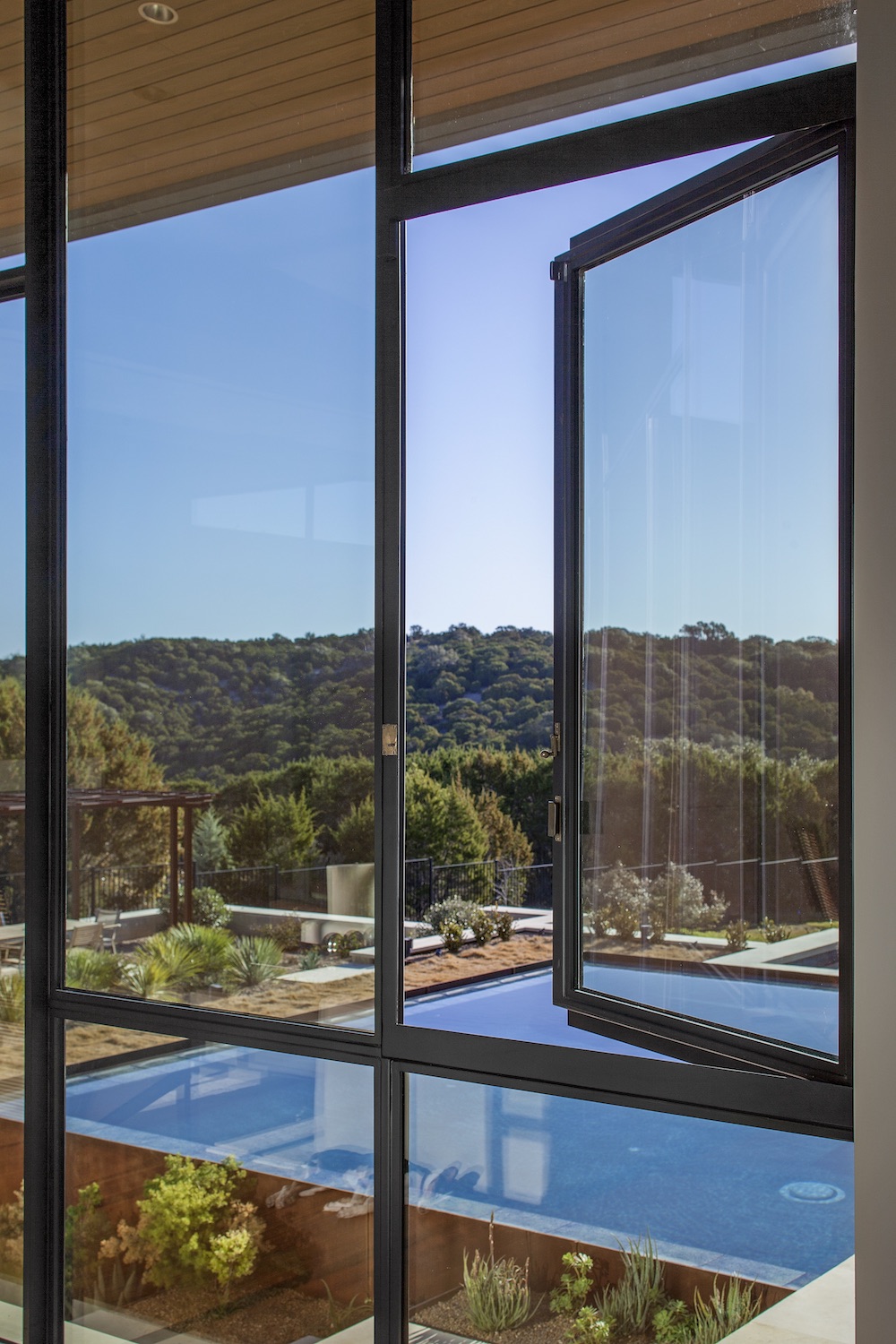 Operable Windows (Casement and Fixed Windows) Rehme Steel Windows & Doors